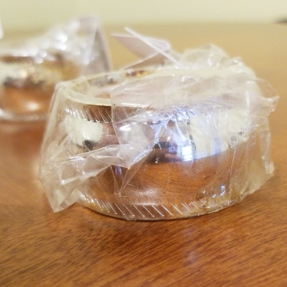 Set of 5 Kemp & Beatley Napkin Rings
